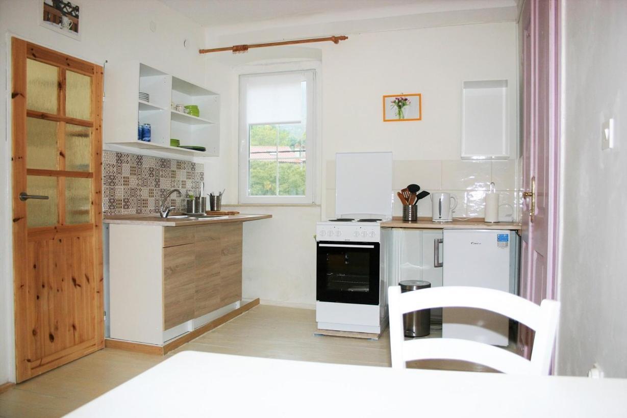 Nerezine Apartmany Centrum Bagian luar foto