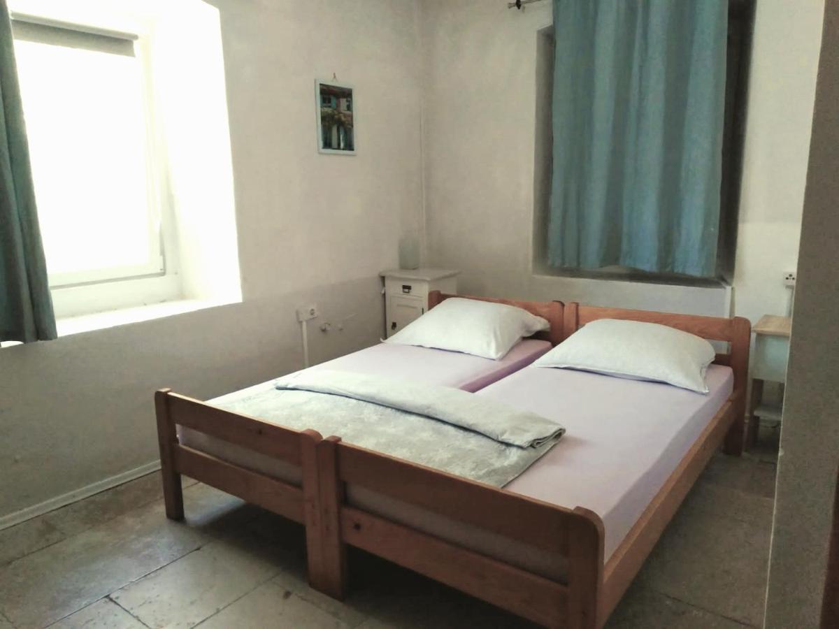 Nerezine Apartmany Centrum Bagian luar foto